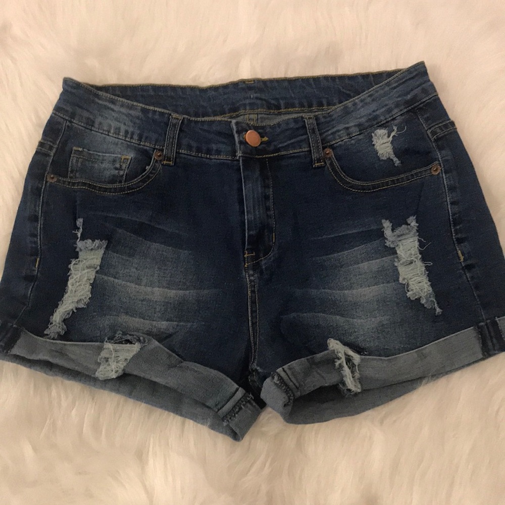 Stretchy ripped blue Jean shorts
